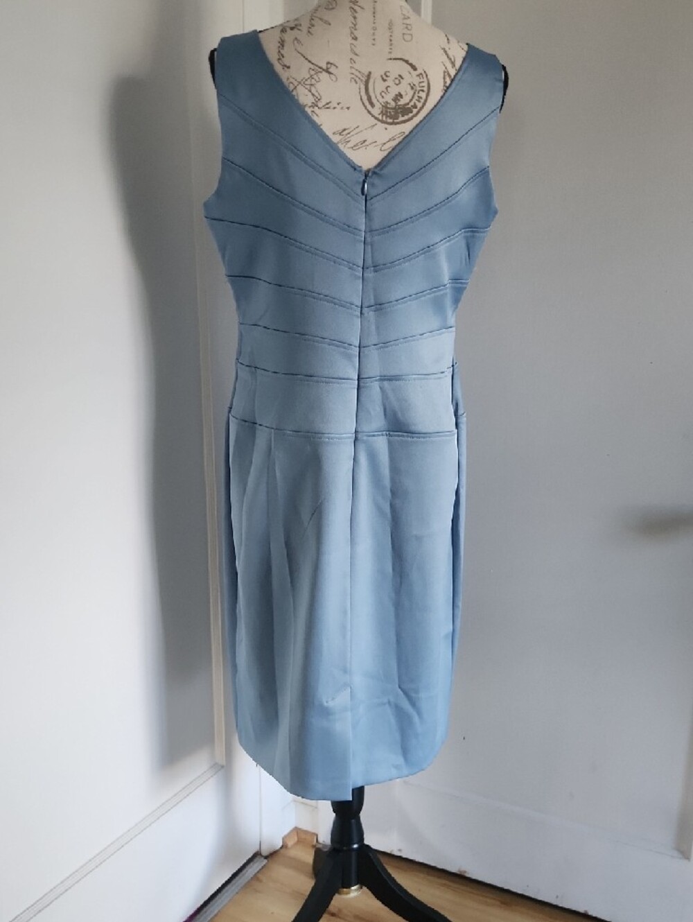 Classic Light Blue Midi Dress with Cropped Jacket - Picture 6 of 9